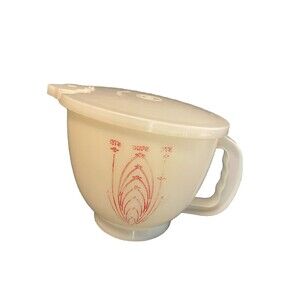 Vintage Tupperware Mix and Store 8 Cups  2 Qt Measuring Bowl Pitcher w/Lid